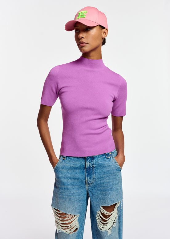 Purple short-sleeved knitted sweater