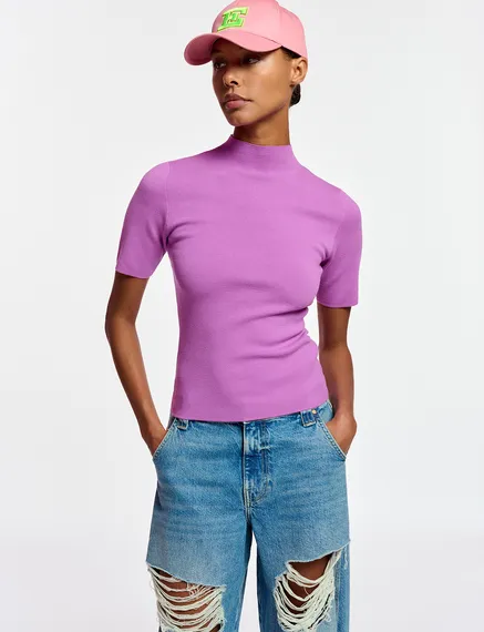 Purple short-sleeved knitted sweater