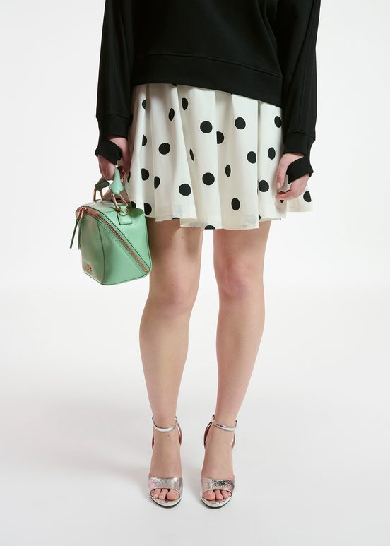 White and black polka-dot voluminous mini skirt