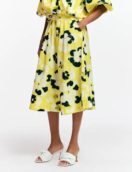 Yellow, white and navy blue midi-length A-line skirt