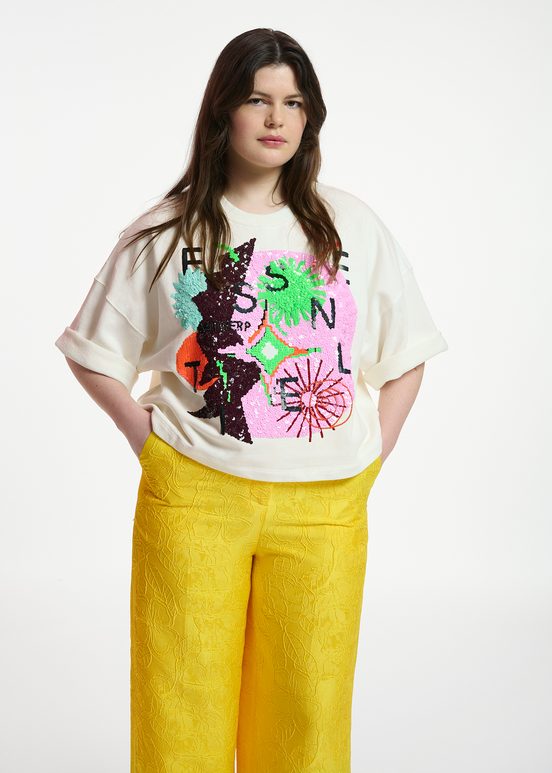 Off-white short-sleeved sweatshirt with sequin embroideries