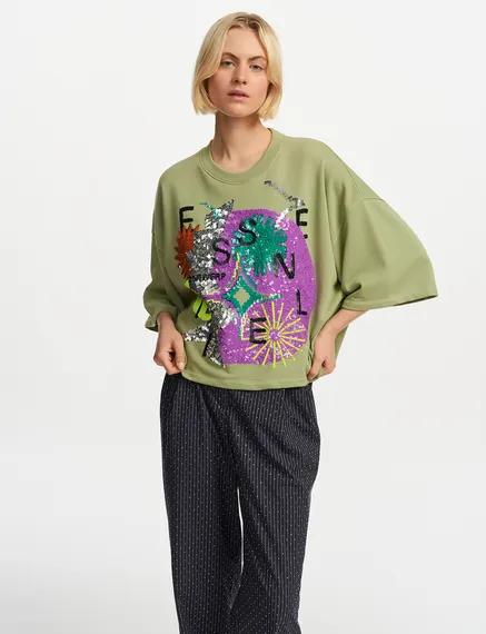 Light khaki short-sleeved sweatshirt with sequin embroideries