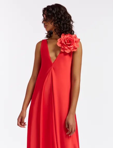 Red V-neck maxi-length dress