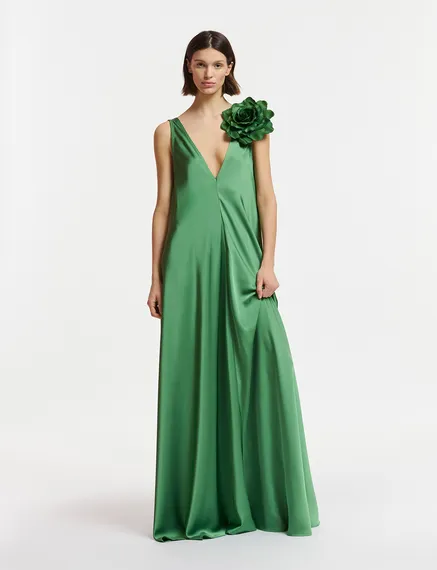 Green V-neck maxi-length dress