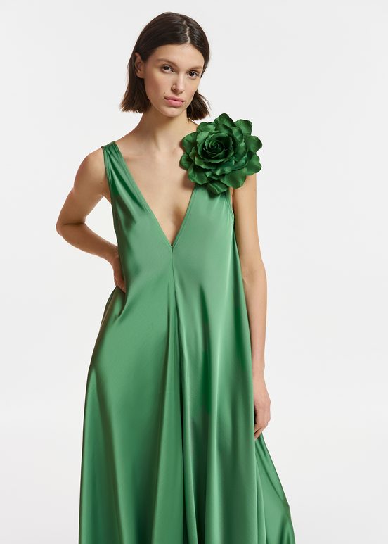 Green V-neck maxi-length dress