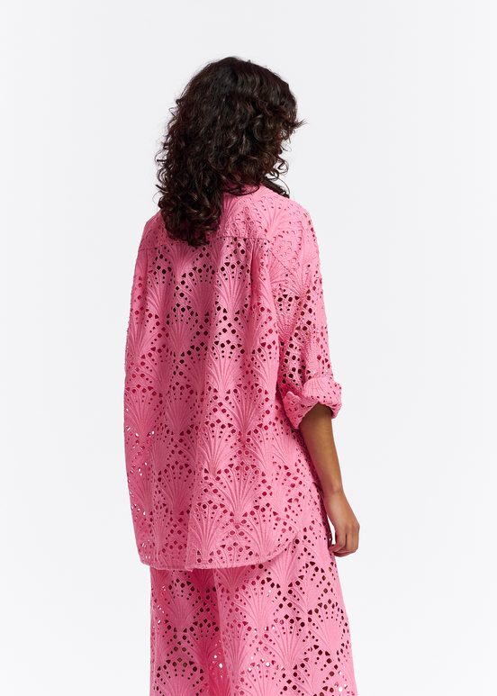 Roze katoenen overhemd in broderie anglaise