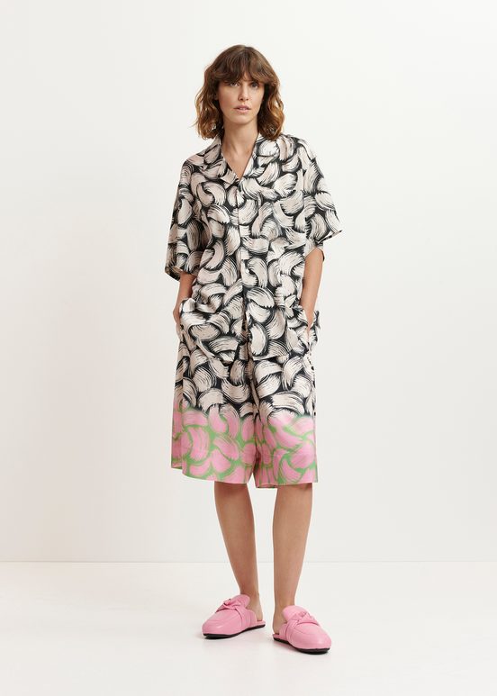 Schwarze, cremefarbene und rosa Shorts mit abstraktem Print und weitem Bein