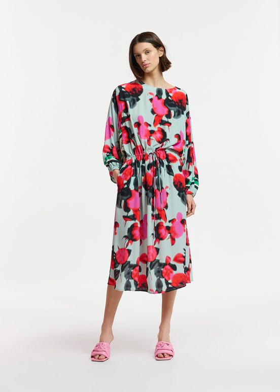 Lichtblauwe midi-jurk met bloemenprint