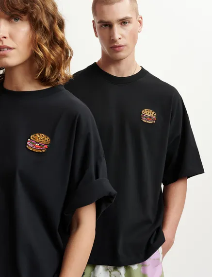 Black organic cotton T-shirt with hamburger embroidery