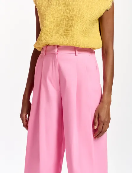 Pink wide-leg pants