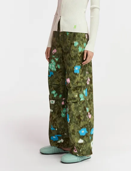 Khaki floral print cotton cargo pants