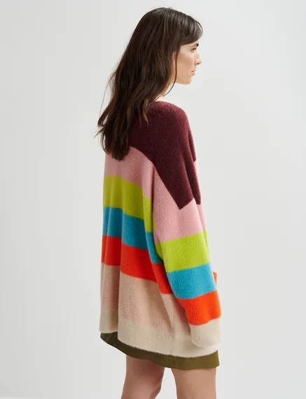 Cardigan a righe multicolore in maglia lanuginosa