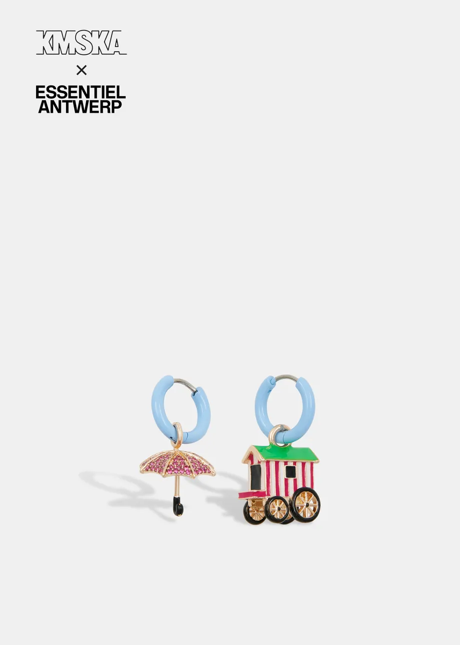 Blue hoop earrings with umbrella and bathing hut pendants - collaboration with KMSKA