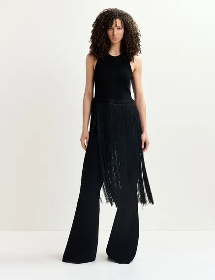 Black knitted top with long fringes