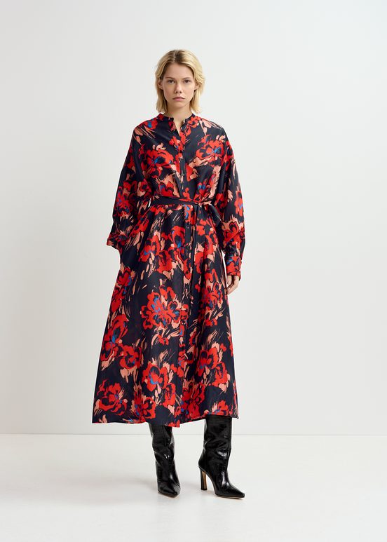 Robe maxi en soie noire à imprimé fleuri