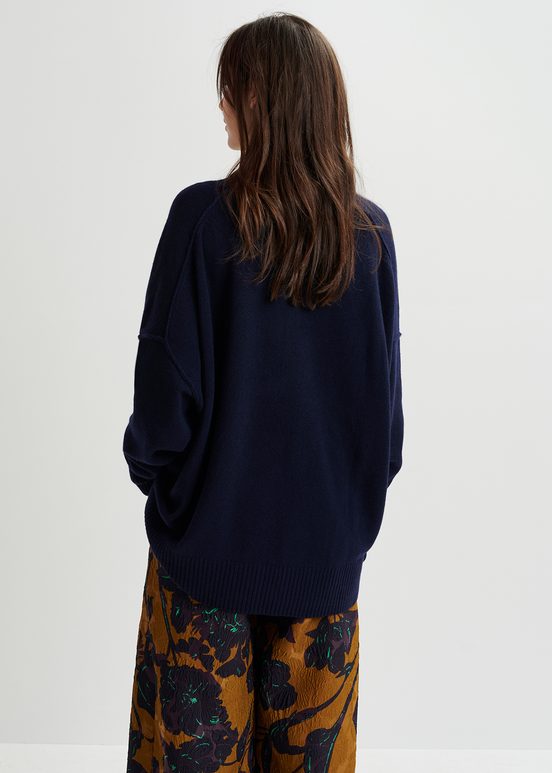 Pull en maille oversize bleu marine à col en V