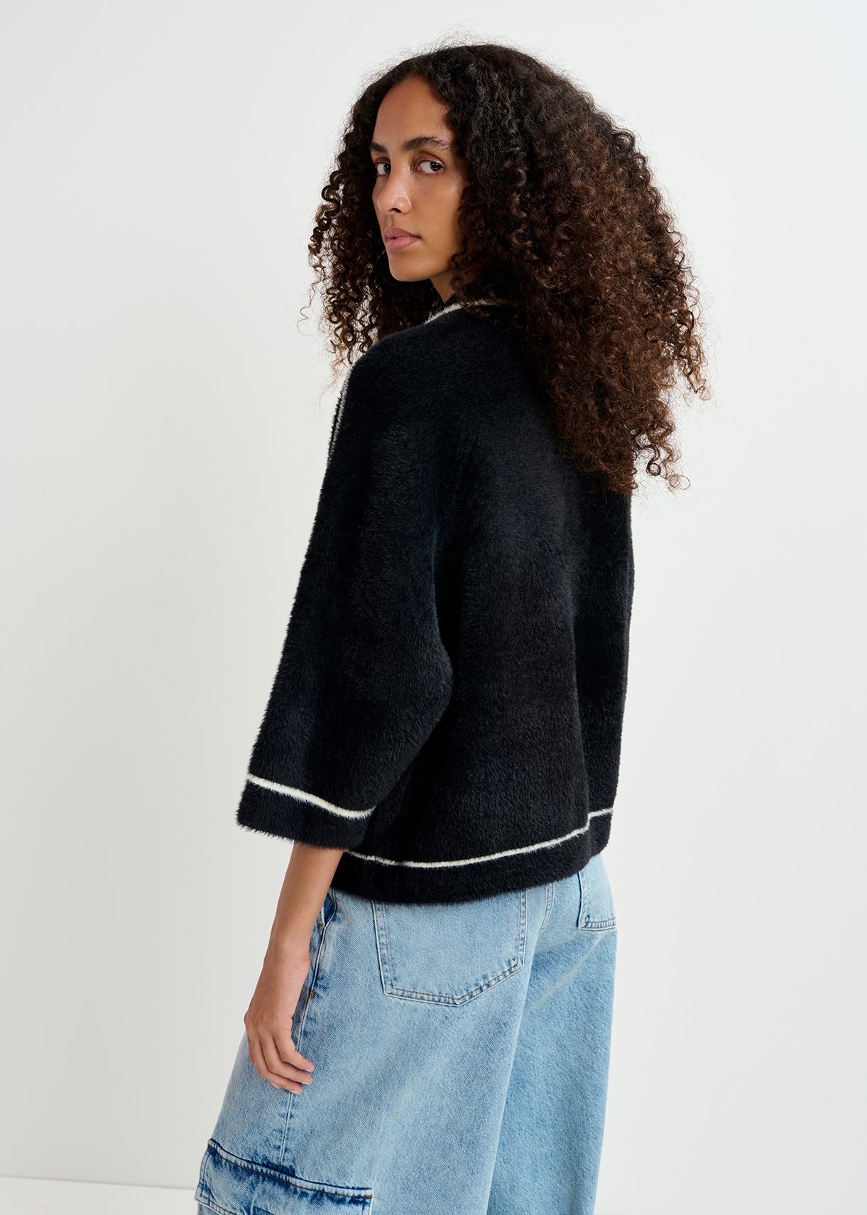 HYEON　ヘヨン　soufflé knit / black　出品12／26迄 2026 S/S KN04262 INK BLACK / BLUE GREY / TAUPE / BORDEAUX Linen 75