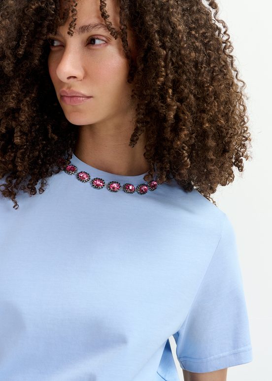 Light blue cotton T-shirt with rhinestone-embellished neckline