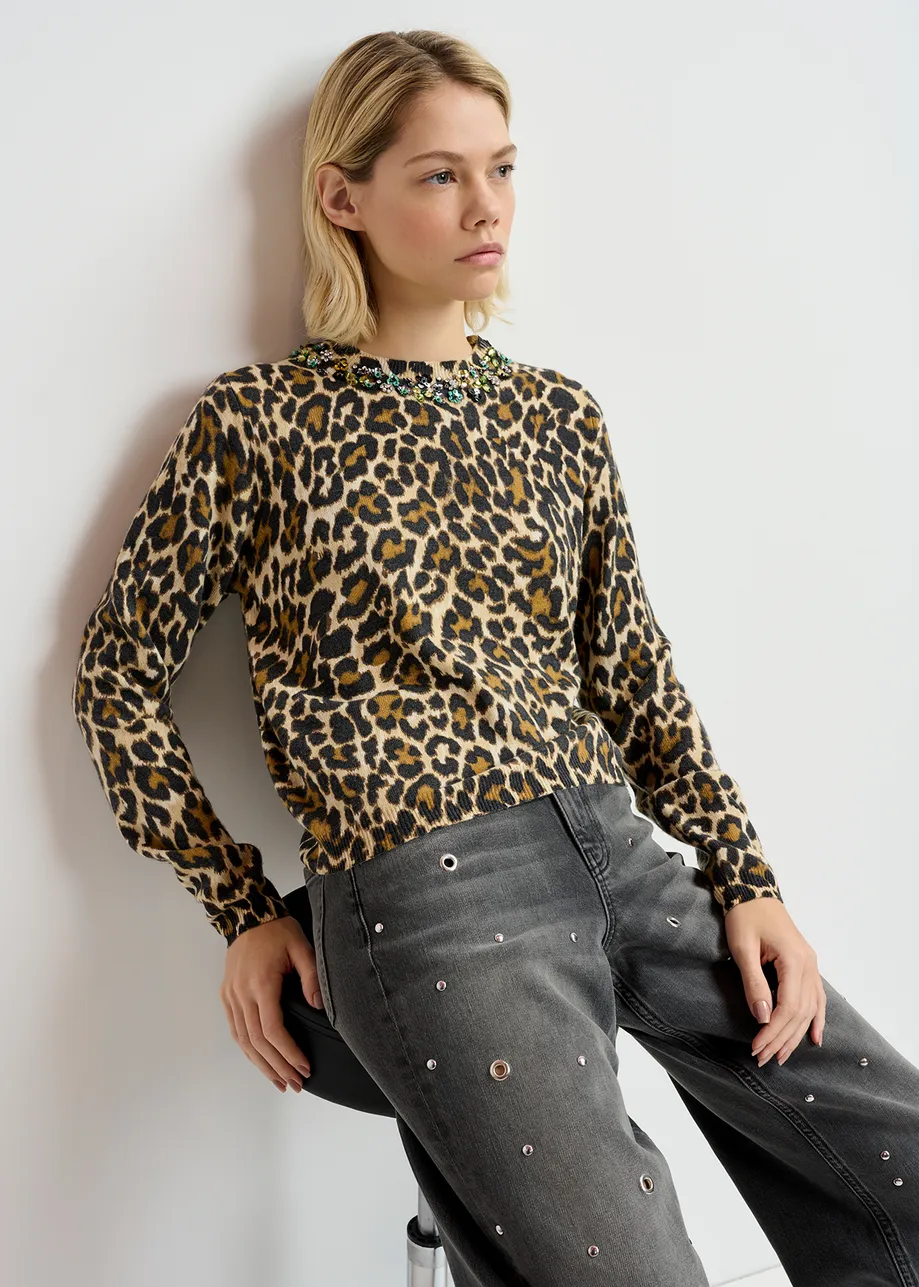 Beige leopard-motif knit sweater with embellished collar