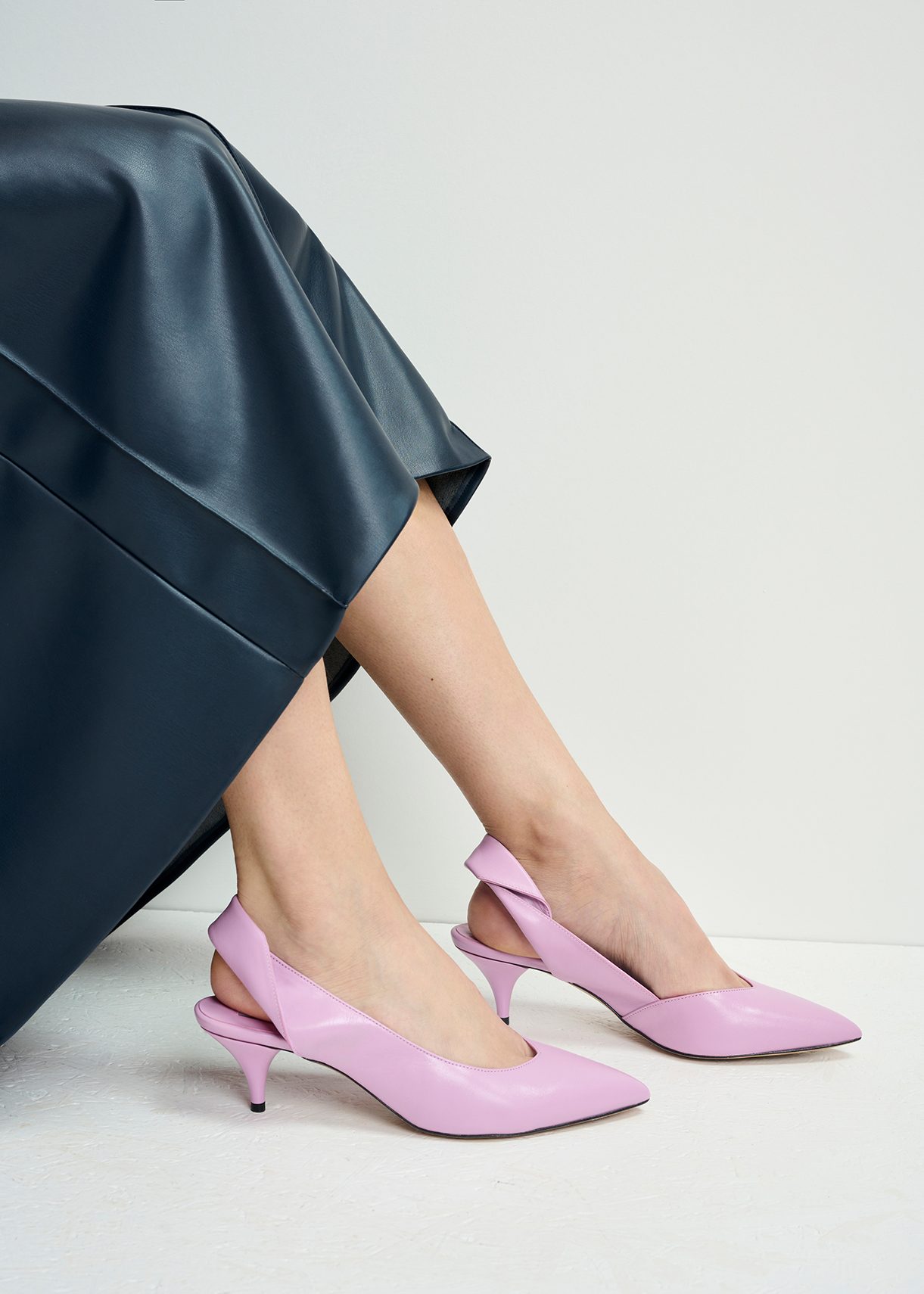 Roze leren slingback pumps