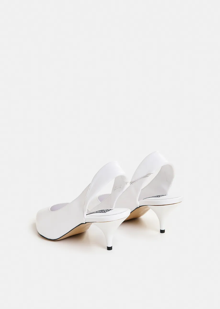 Witte leren slingback pumps