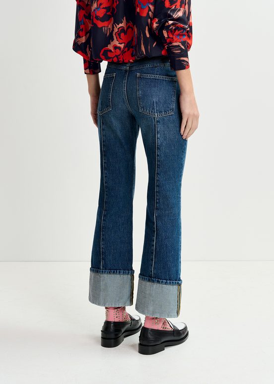 Blauwe kick flare jeans met omgeslagen zoom