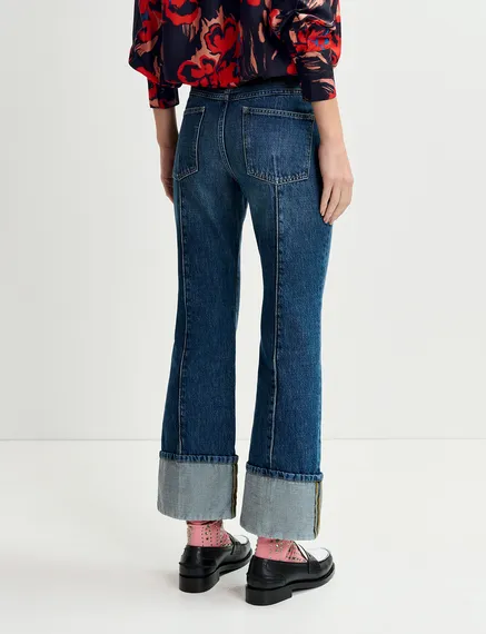 Kick flare blue jeans with turn-up hem