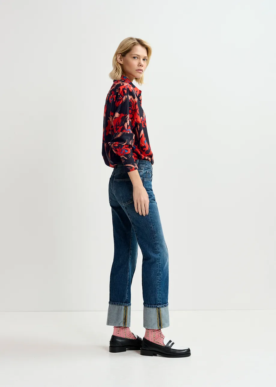 Kick flare blue jeans with turn-up hem