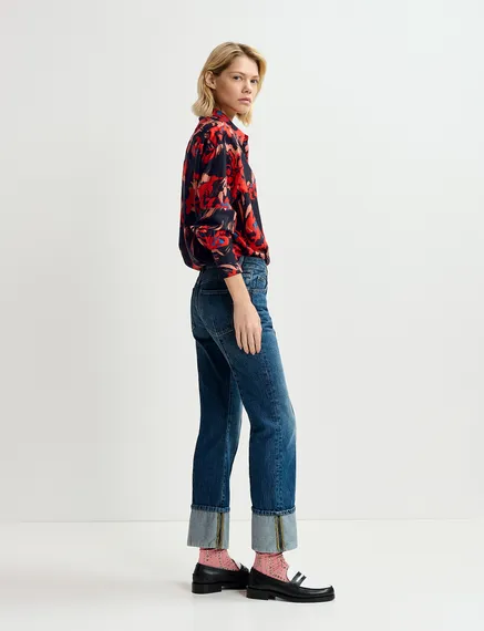 Kick flare blue jeans with turn-up hem