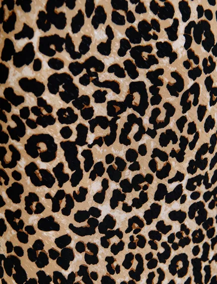 Braunes Maxikleid mit Leopardenprint