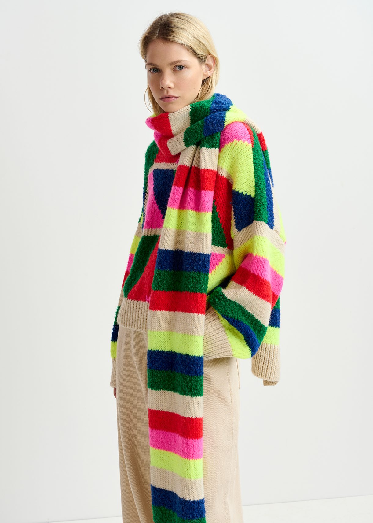 Multicolor striped intarsia-knitted scarf