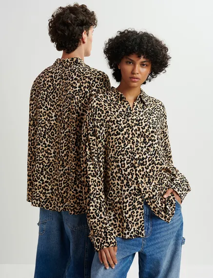 Brown leopard-print shirt