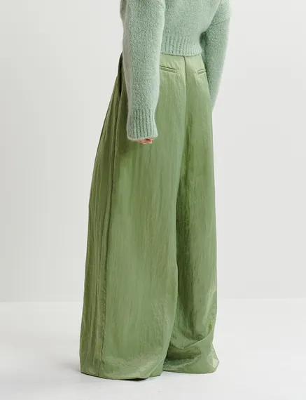 Pantalon large en satin vert clair