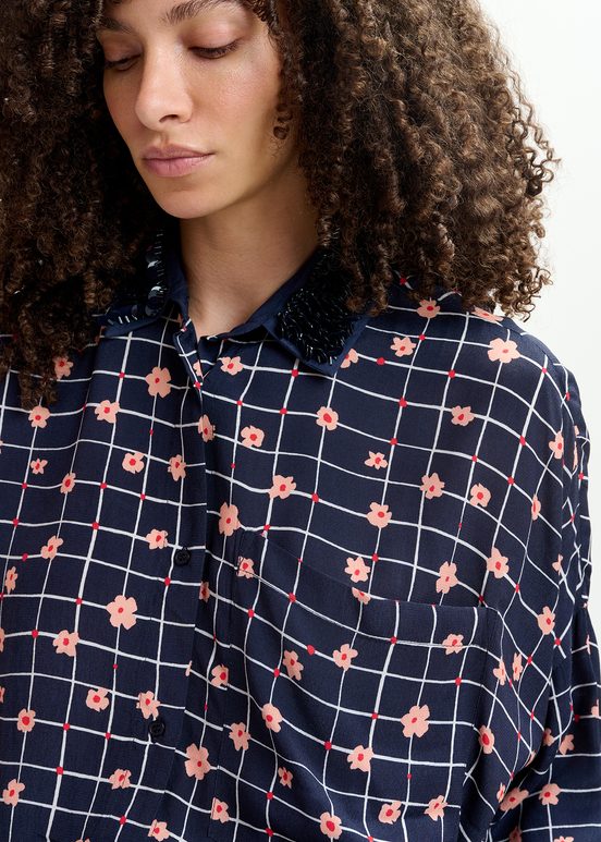 Navy blue floral-print shirt with sequin-embellished collar