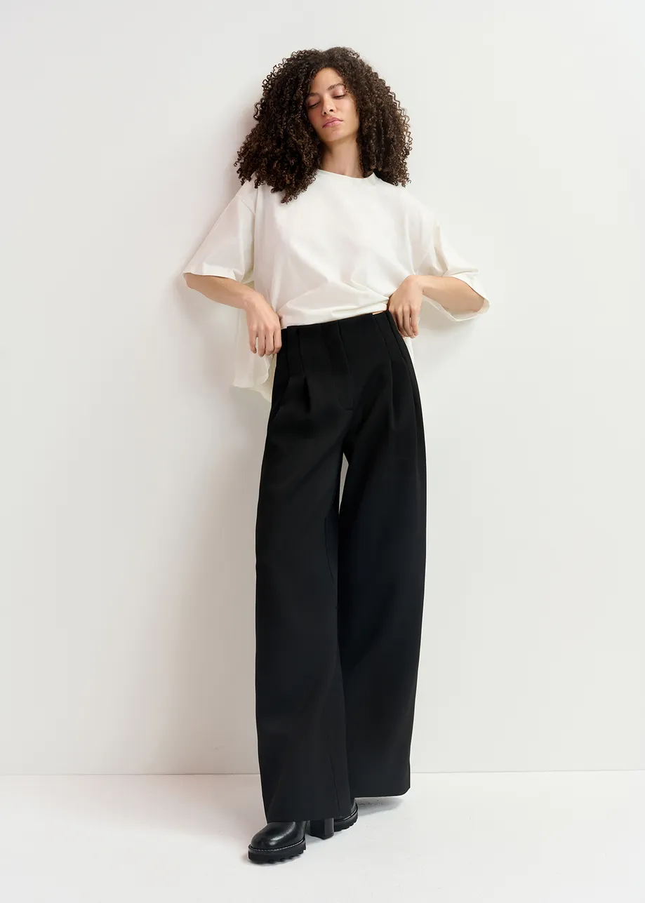 Black wide-leg pants