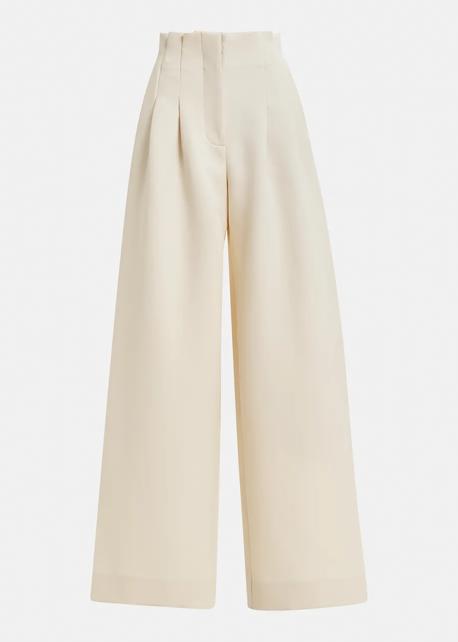 Pantalon blanc cassé à jambes larges