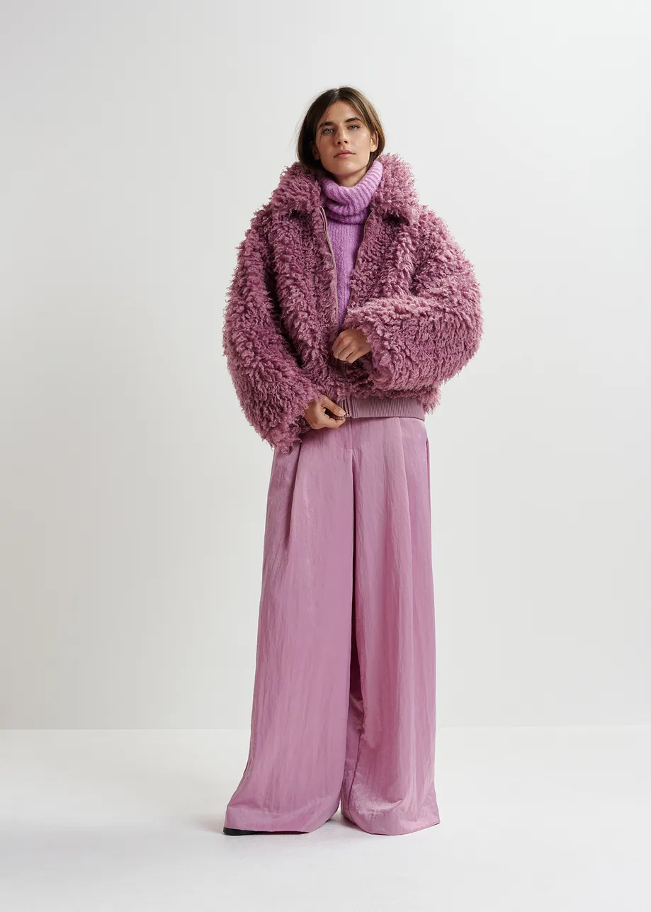 Veste en fausse peau de mouton mauve