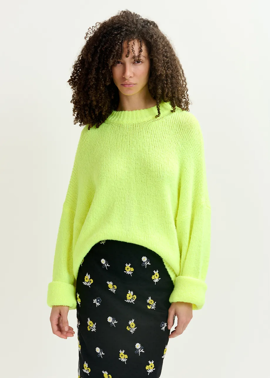 Neon yellow chunky knit sweater