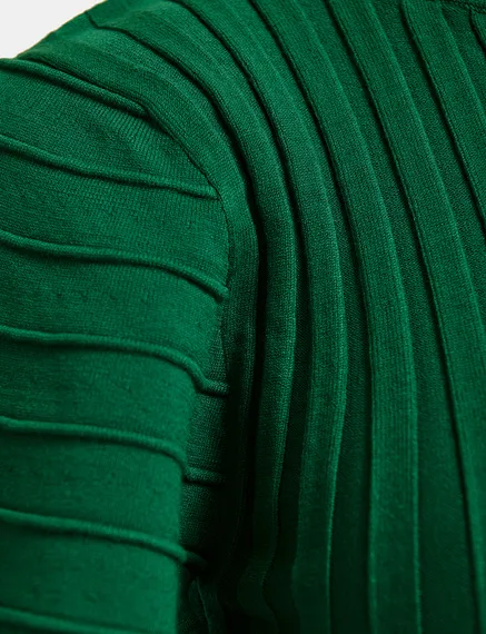 Dark green rib-knitted top with flared short sleeves