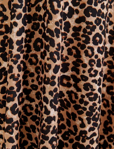 Abito lungo in jersey elasticizzato marrone con stampa leopardata