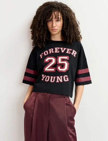 Black organic cotton cropped T-shirt with "25"-print