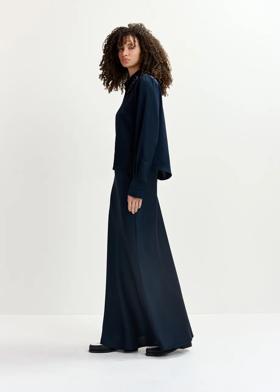 Jupe maxi en satin bleu marine