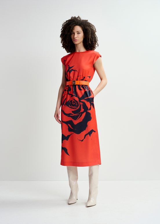 Rotes Midikleid mit Blumenprint