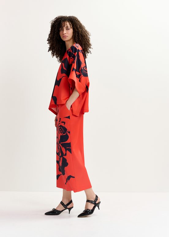 Top oversize rouge à imprimé fleuri