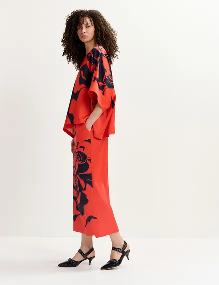 Rode oversized top met bloemenprint