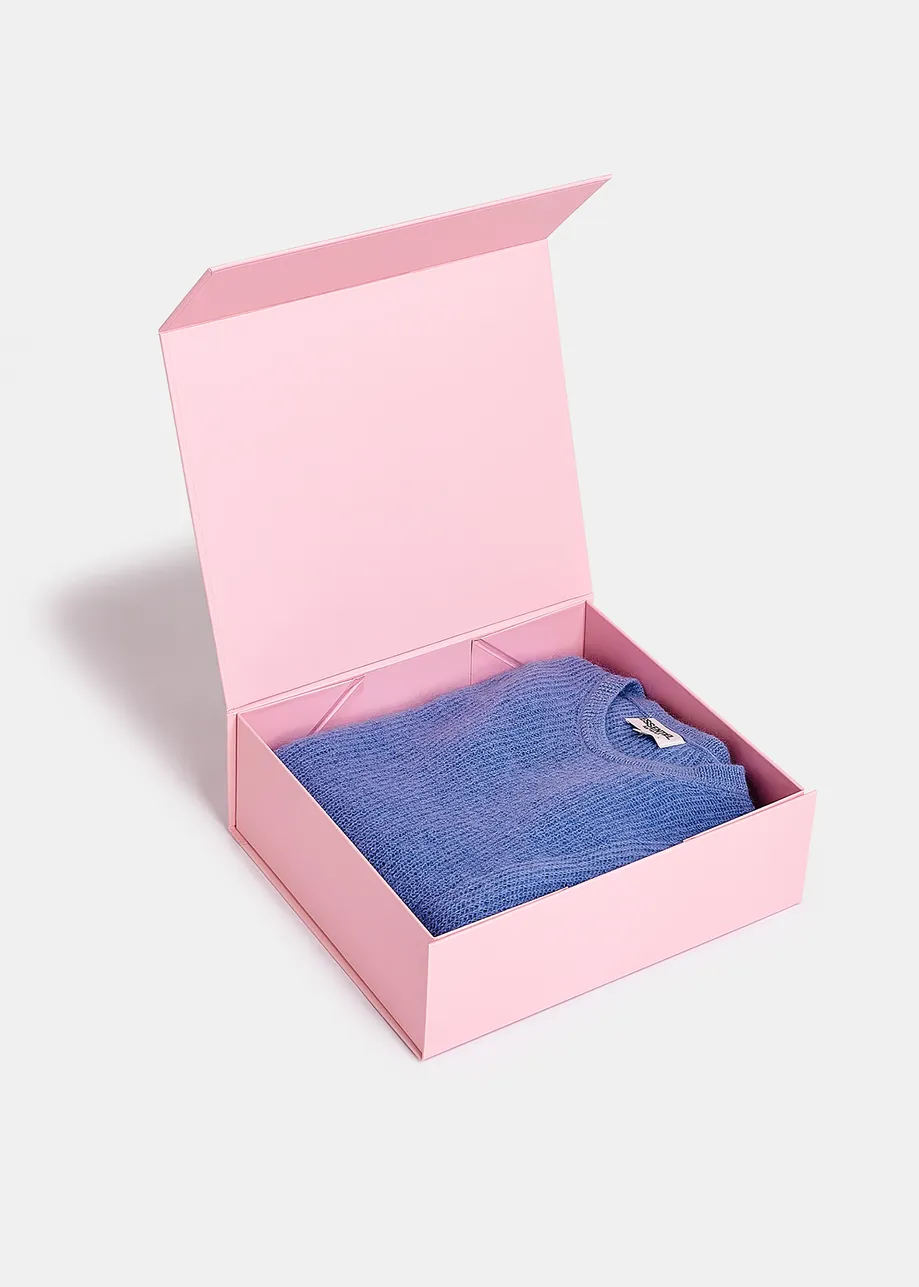 Pink luxurious and reusable FSC-certified gift box - Size M