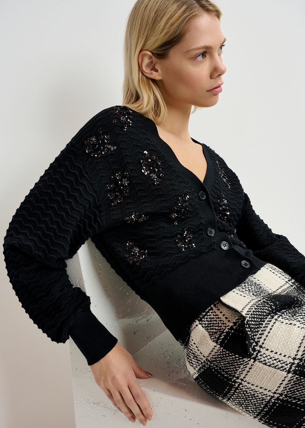 Black sequin-embellished V-neck cardigan | Essentiel Antwerp