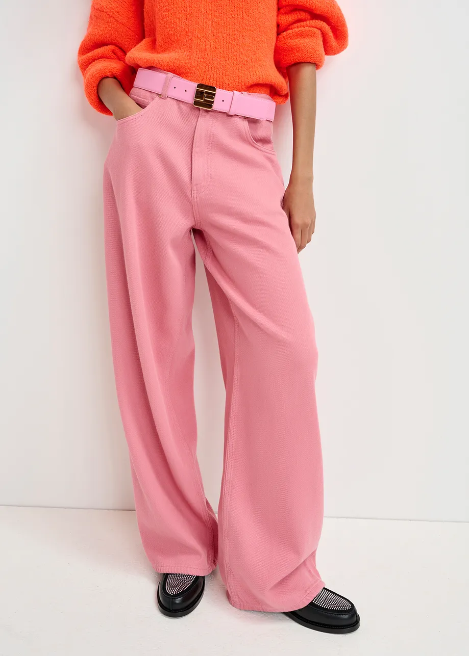 Pink wide-leg jeans