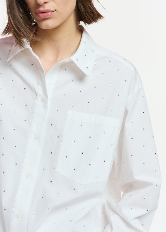 Camisa de algodón adornada con strass, blanco roto