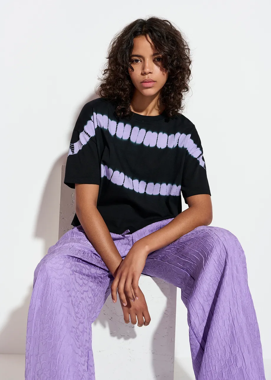 Black and lilac T-shirt with tie-dyed print